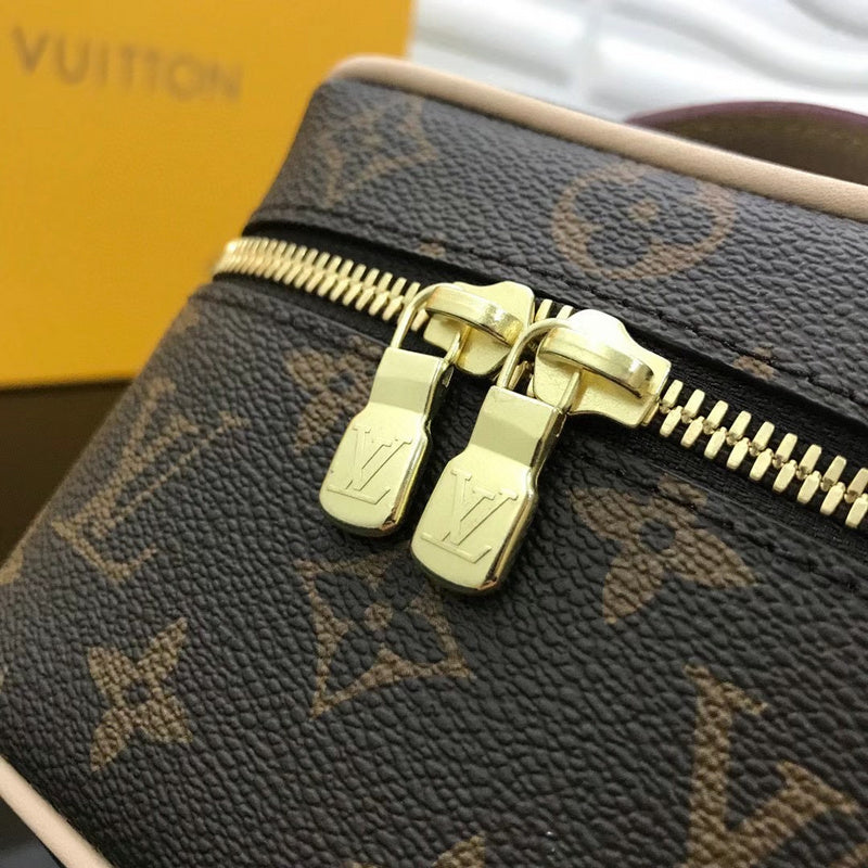 LOV2 Bags - Luxurious Bags  2562