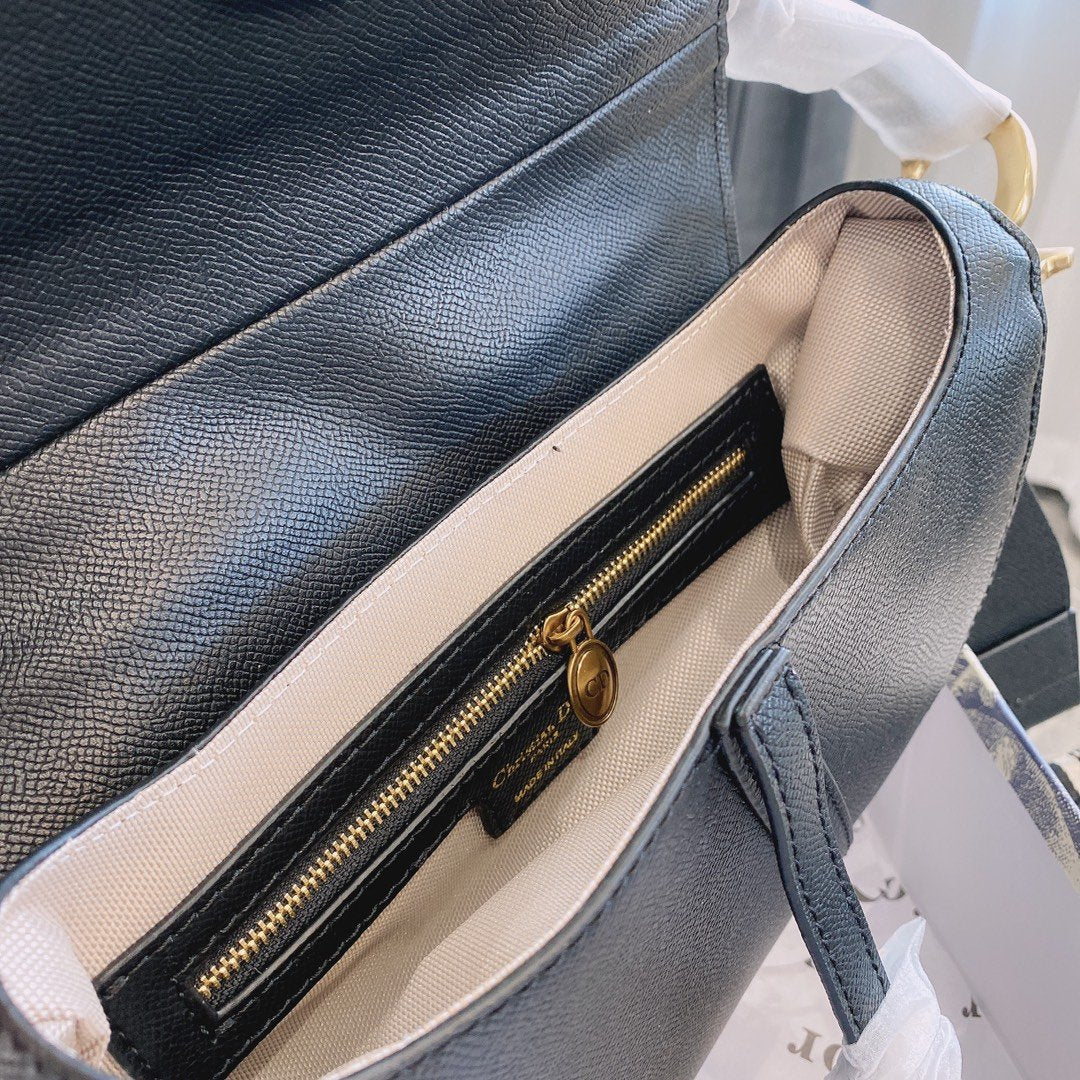EN - New Arrival Bags DIR 052