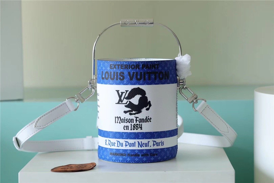 LV Paint Can Coated Canvas By Virgil AblohÃ¢â‚¬â„¢s Lagoon For Women, WomenÃ¢â‚¬â„¢s Bags, Shoulder And Crossbody Bags 6.7in/17cm LV M81597