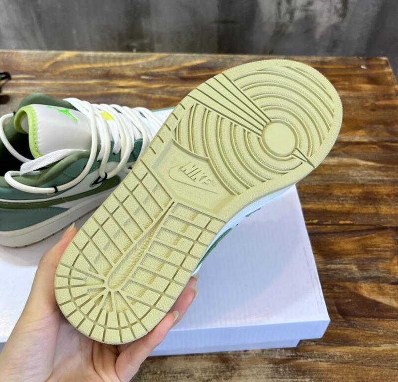SAMC - NKE Shoes - 510