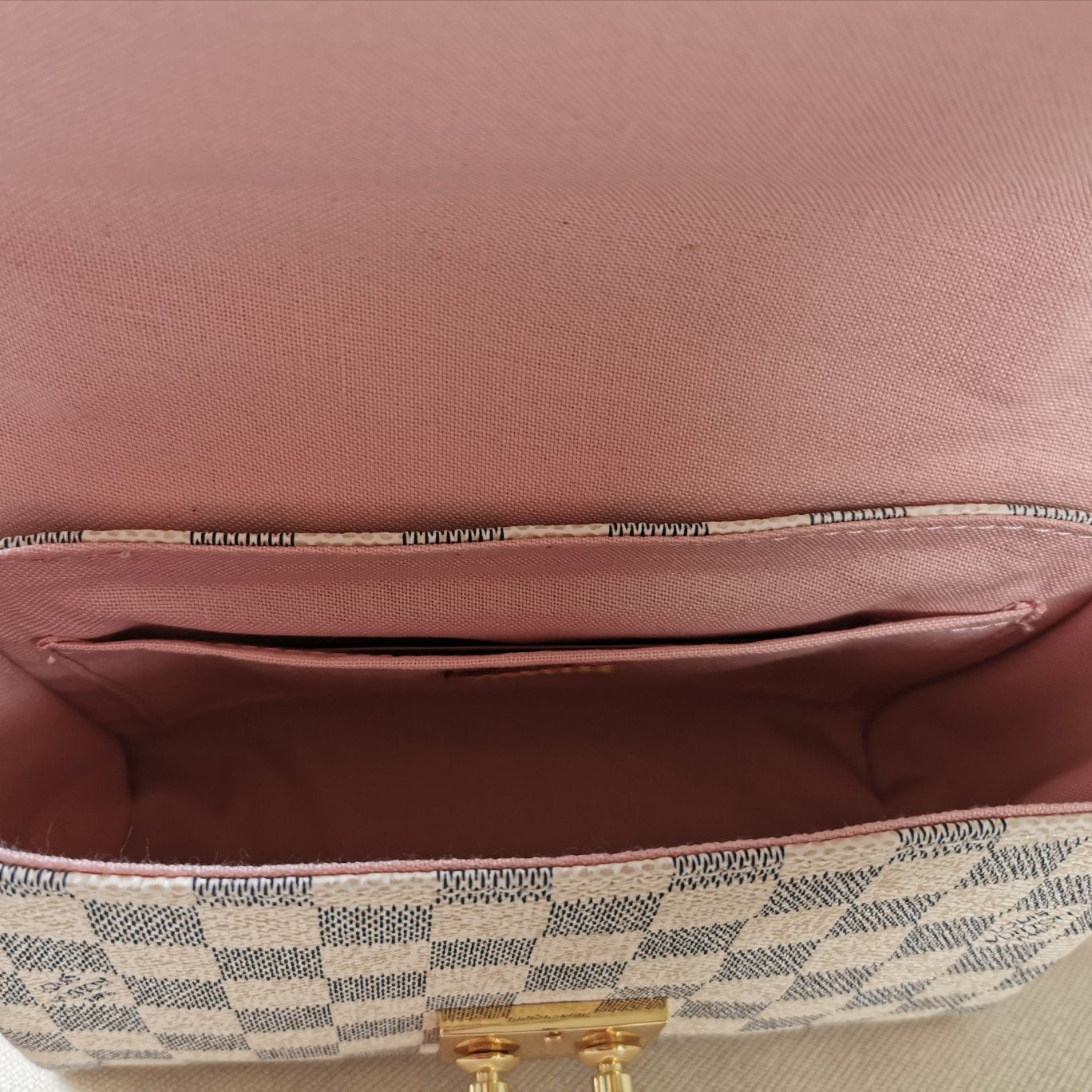 EN - New Arrival Bags LUV 253