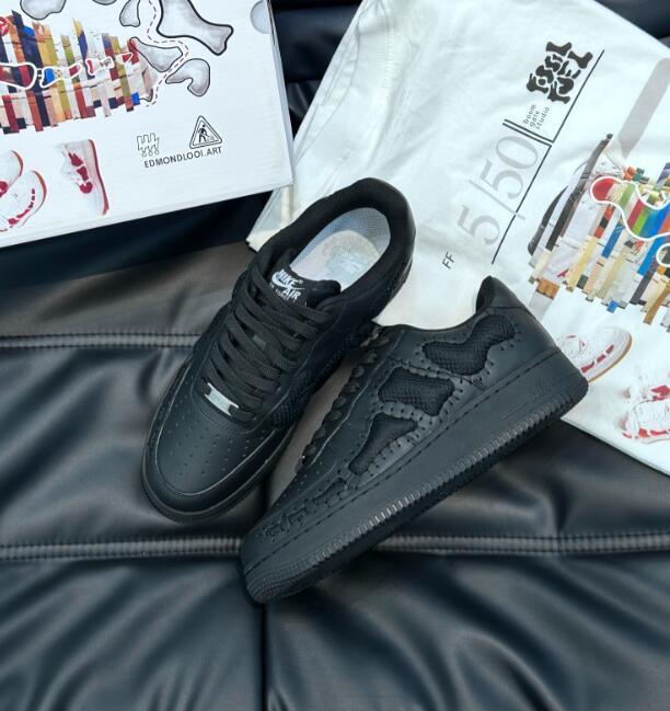 SAMC - NKE Shoes - 352