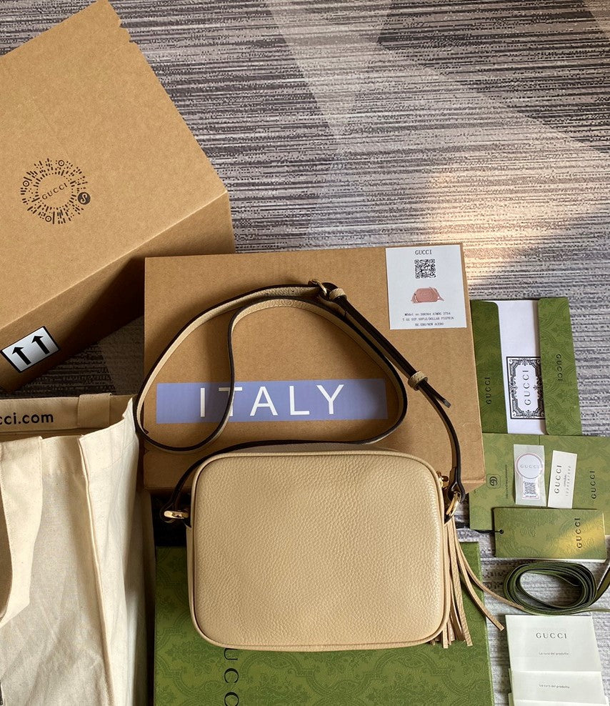 Glami Soho Small GLAMIsco Bag Beige For Women, Women’s Bags, Shoulder And Crossbody Bags 8in/21cm Glami 308364