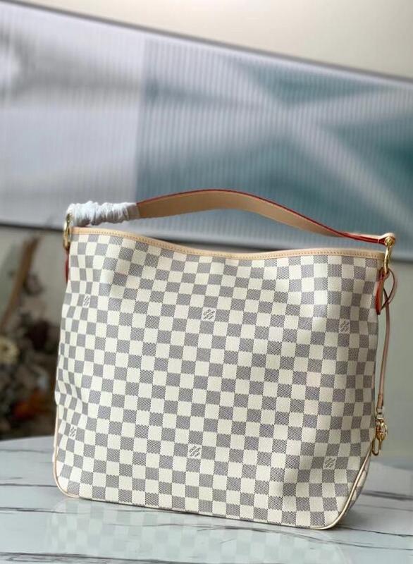 SAMC - LOV Bags - 2159