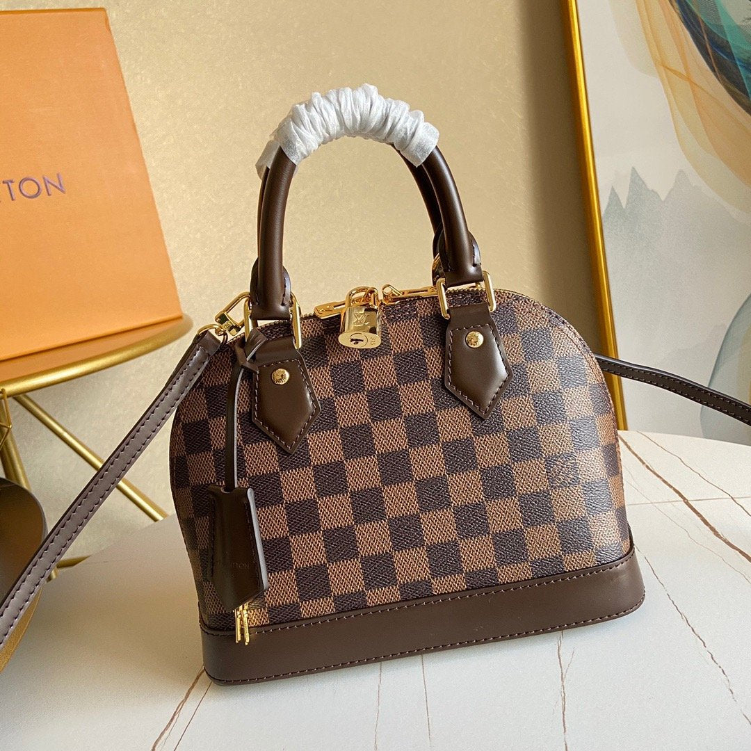 EN - New Arrival Bags LUV 142