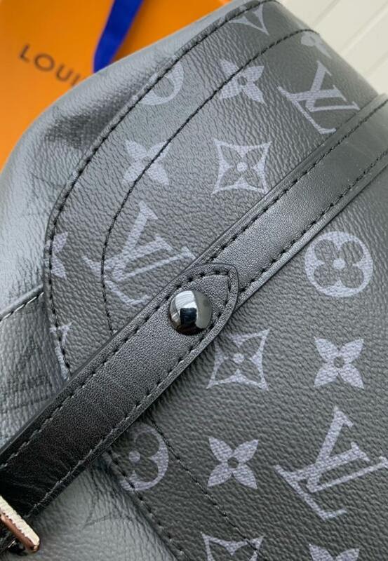 SAMC - LOV Bags - 860