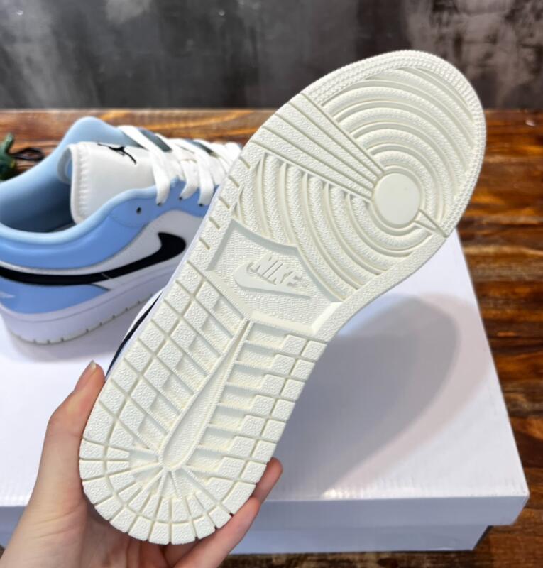 SAMC - NKE Shoes - 648