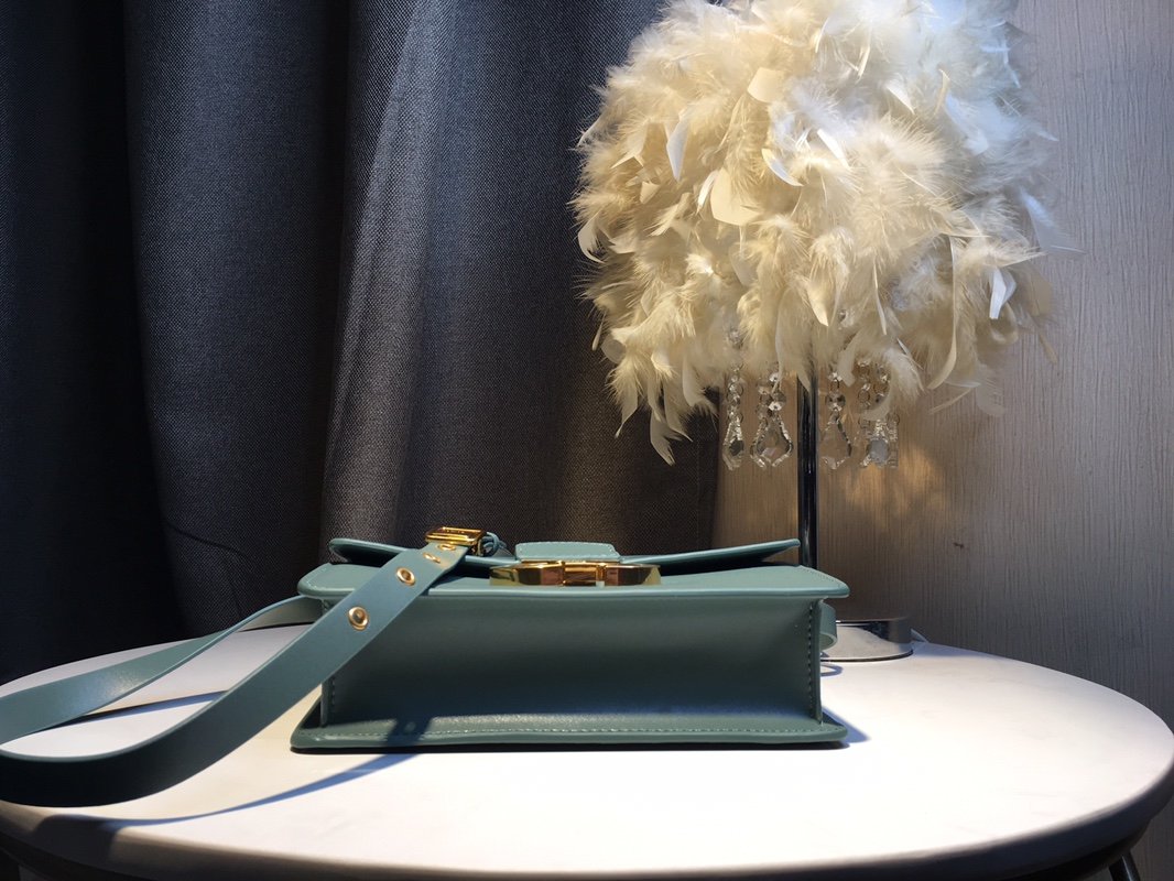 EN - New Arrival Bags DIR 239