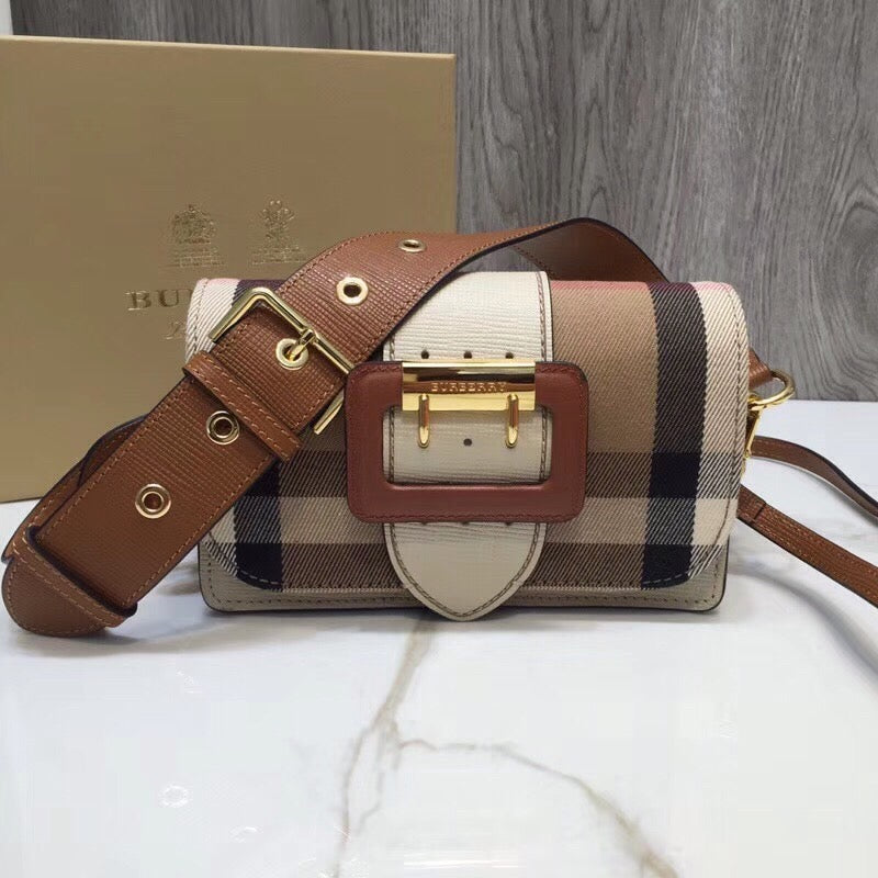 GLAMI The Small Buckle Bag In House Check Beige For Women, Bags 7.5in/19cm