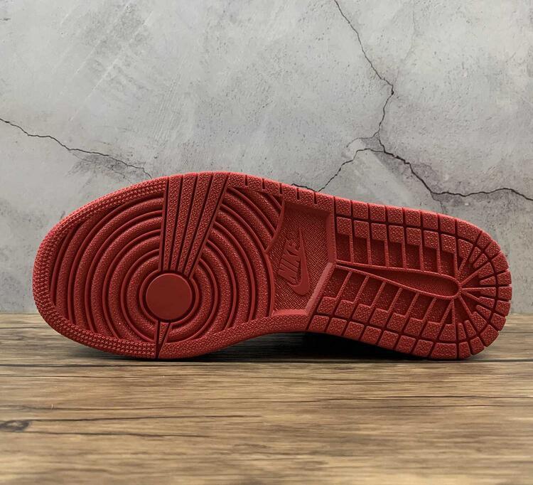 SAMC - NKE Shoes - 1444