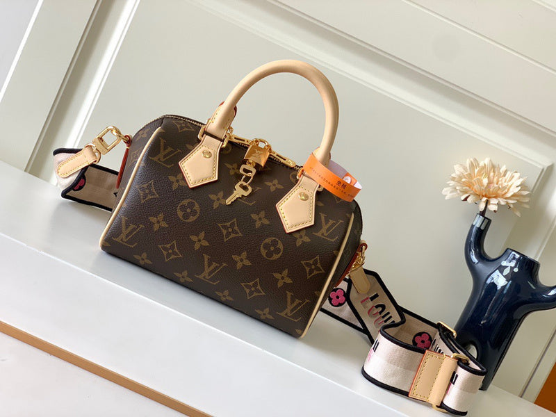 Satchel Bags - VL2 Bags - 620