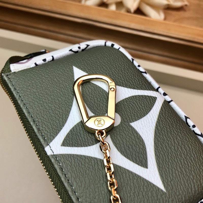 LOV2 Bags - Luxurious Bags  2030