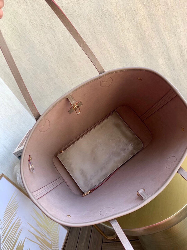 LOV2 Bags - Luxurious Bags  1361