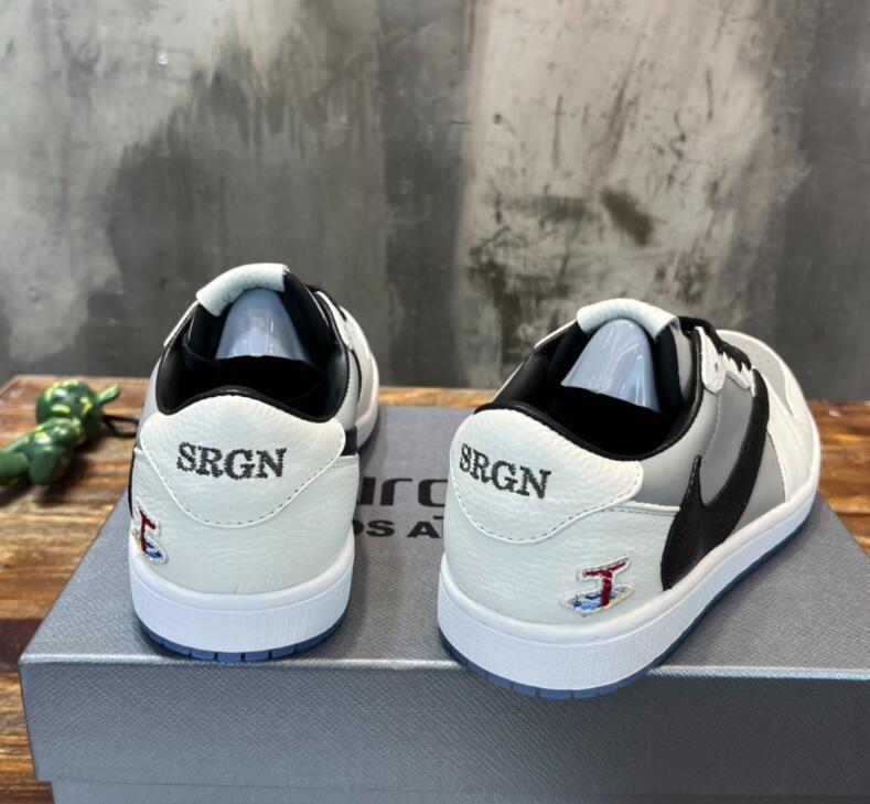 SAMC - NKE Shoes - 956