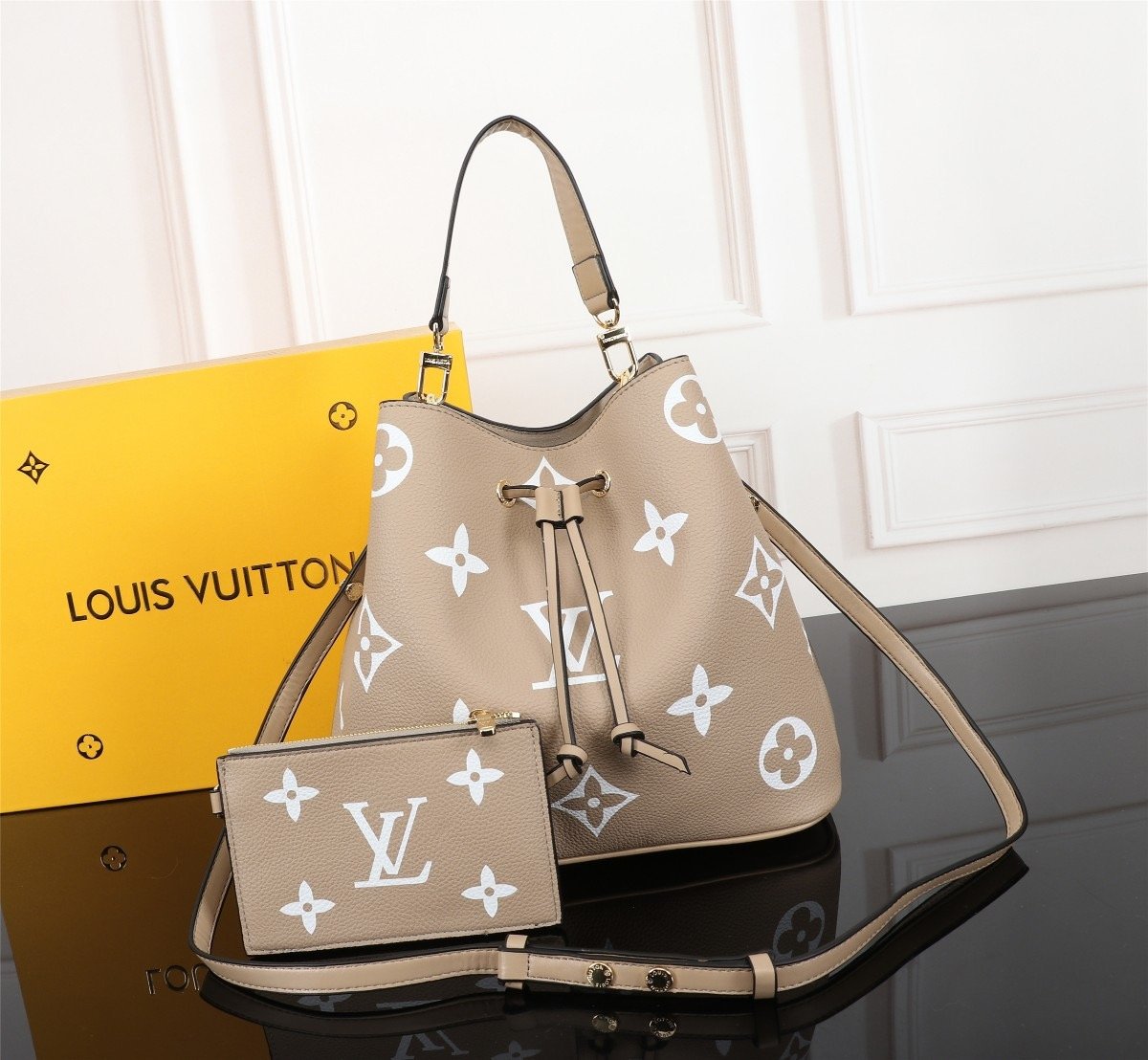 EN - New Arrival Bags LUV 032