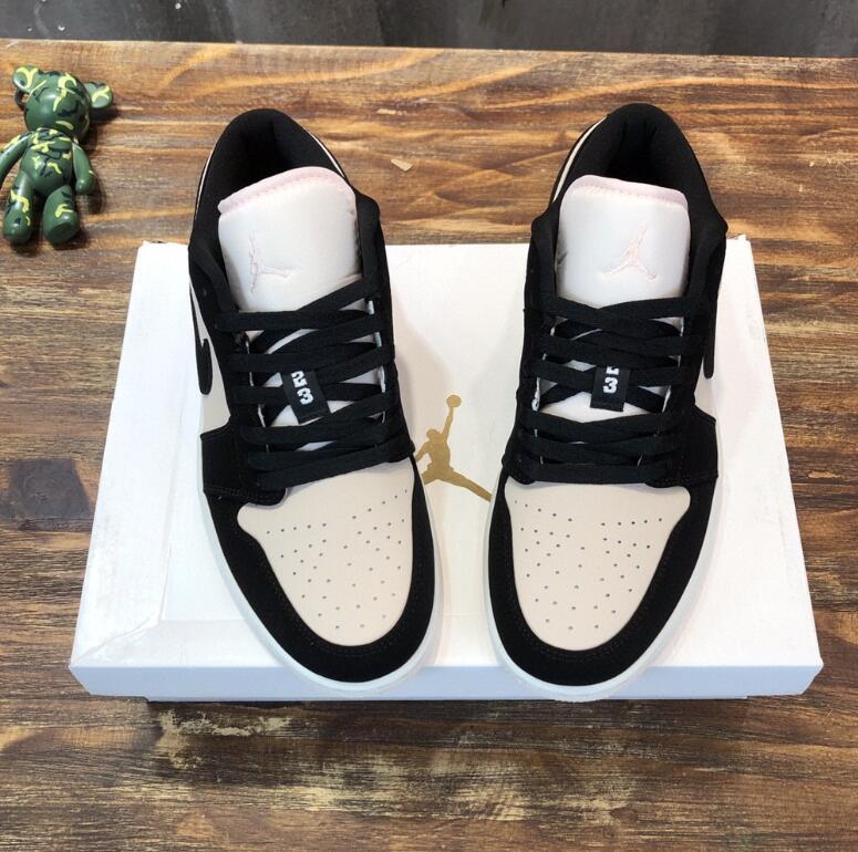 SAMC - NKE Shoes - 1043