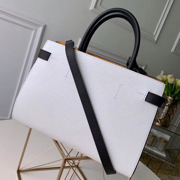 LOV2 Bags - Luxurious Bags  1339