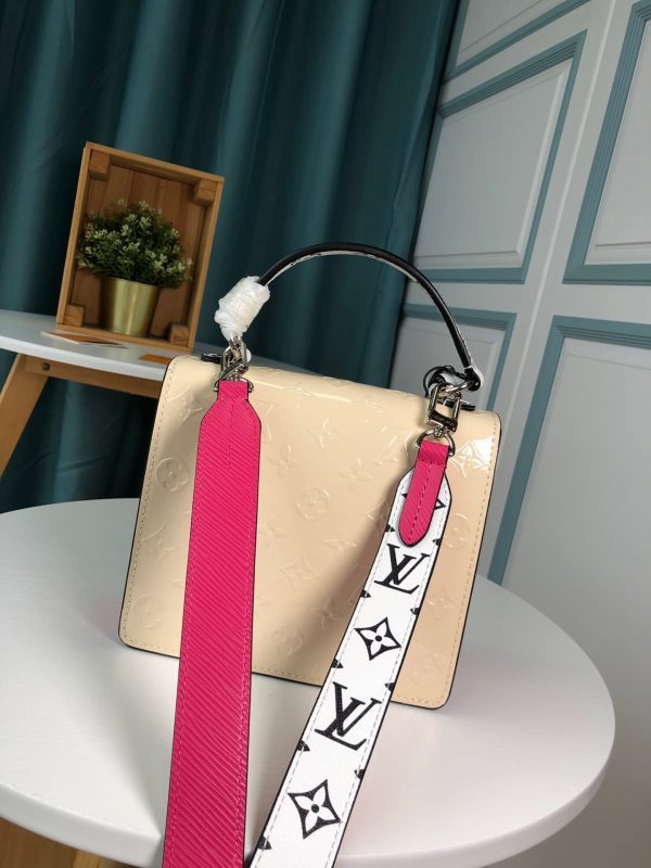 LOV2 Bags - Luxurious Bags  1313