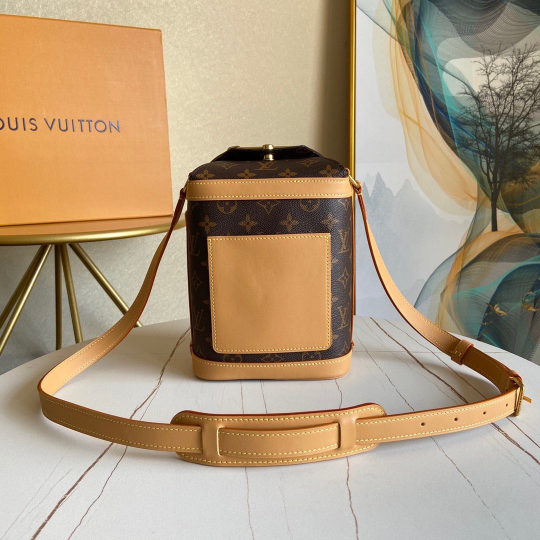 EN - New Arrival Bags LUV 145