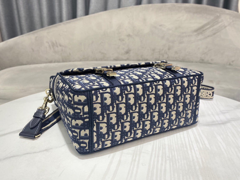 ELE - Dir Bags - 1515