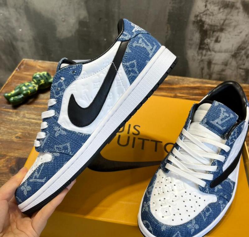 SAMC - NKE Shoes - 523