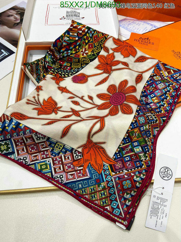 SAMC - HMS Scarves - 029
