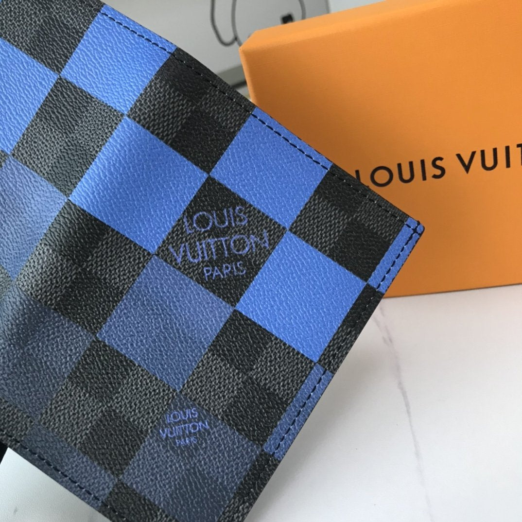 EN - New Arrival Wallet LUV 049