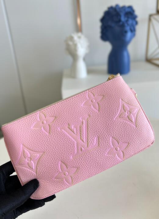 SAMC - LOV Bags - 1552