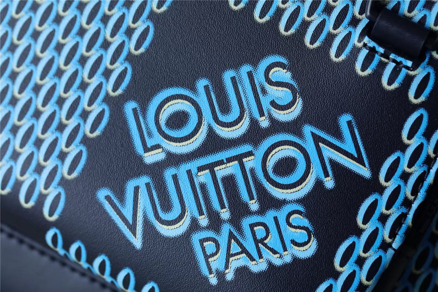 LV RaGLAMIr Damier Spray Blue For Men, Backpacks 16in/41cm LVÃ‚Â 