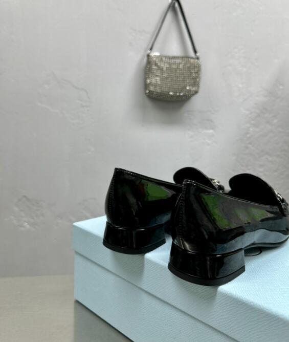 GlamyWomen Shoes - 215