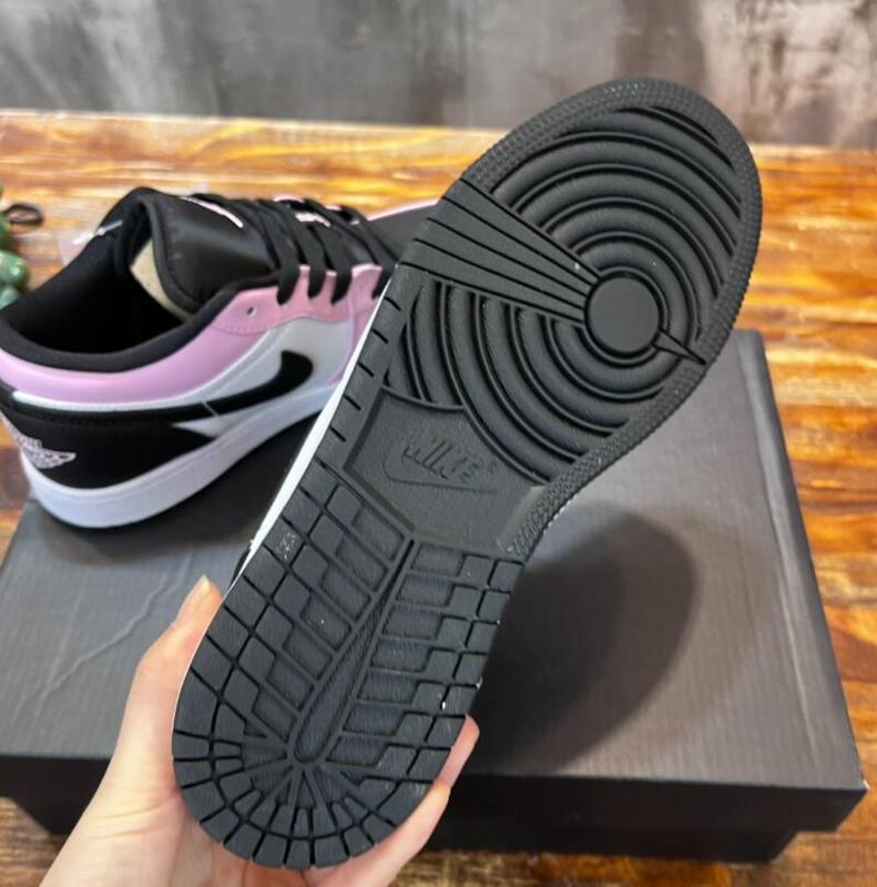 SAMC - NKE Shoes - 638