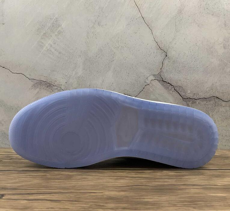 SAMC - NKE Shoes - 1457