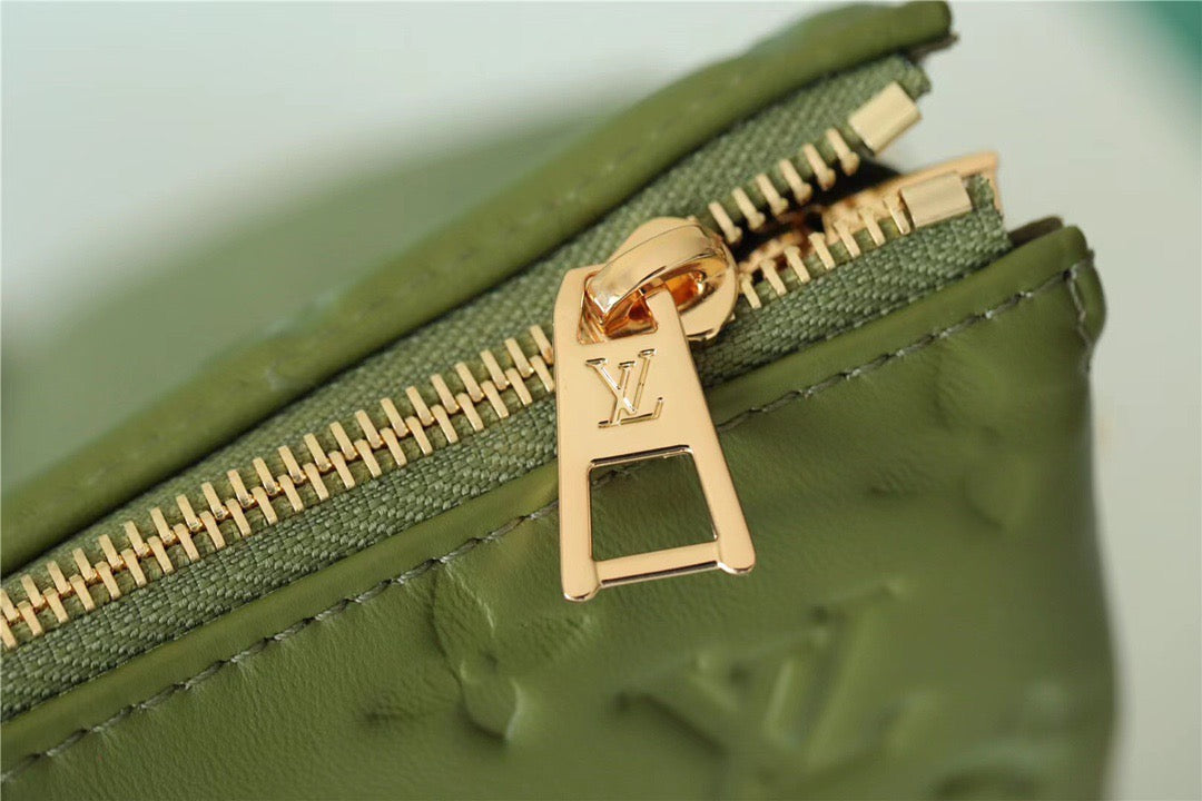 LV Coussin MM Monogram Khaki For Women, WomenÃ¢â‚¬â„¢s Handbags, Shoulder And Crossbody Bags 13.4in/34cm LV M20568