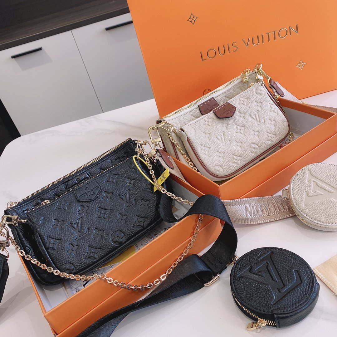 EN - New Arrival Bags LUV 062