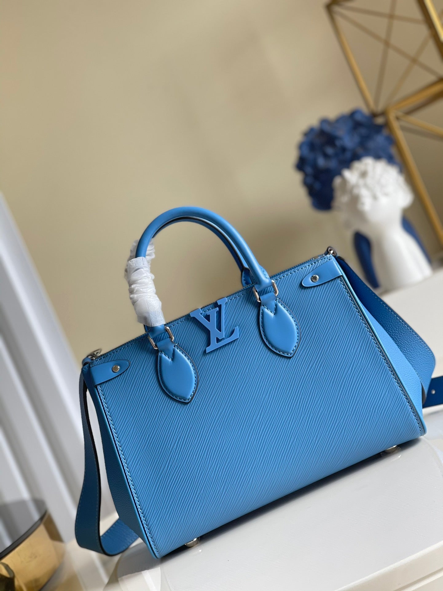 LV Grenelle Tote PM Epi Blue For Women, WomenÃ¢â‚¬â„¢s Handbags, Shoulder And Crossbody Bags 10.6in/27cm LV
