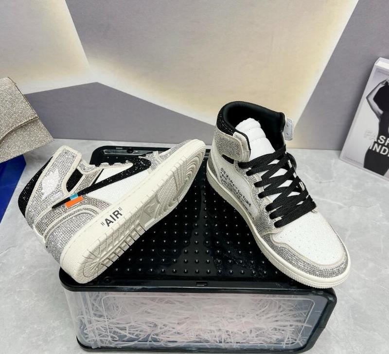 SAMC - NKE Shoes - 192