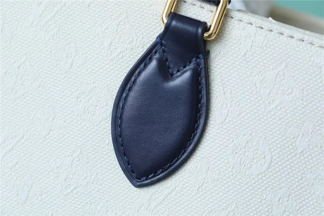 LV Onthego MM Monogram Giant And Raffia White/ Black For Women,  Shoulder And Crossbody Bags 35cm/13.8in LVÃ‚Â 