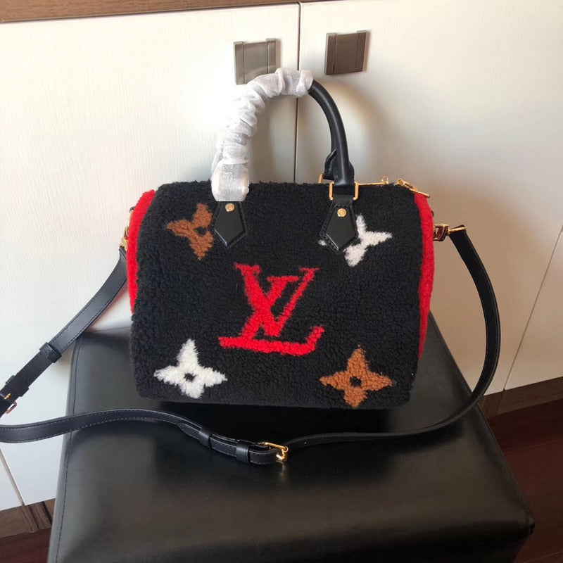 LOV2 Bags - Fashion Bags  2659