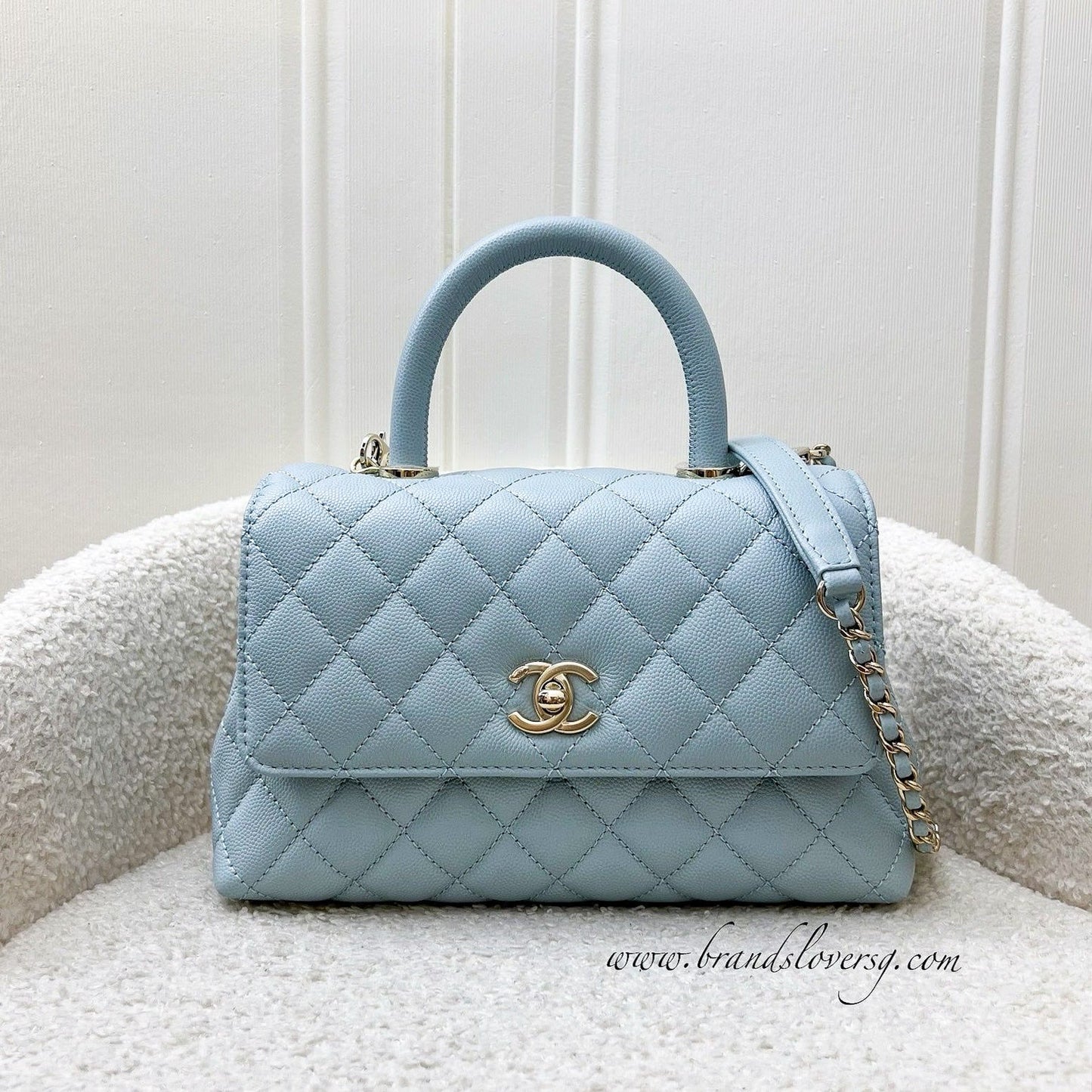 GLM-Small (24cm) Coco Handle in 22P Robin Egg Blue Caviar and LGHW (Model: A92990)