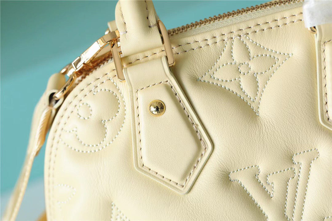 LV Alma GLAMI Banana Yellow For Women,  Shoulder And Crossbody Bags 9.6in/25cm LV M59821