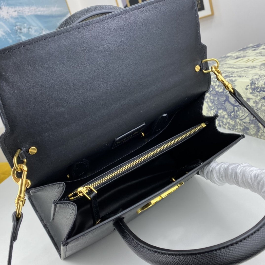 EN - New Arrival Bags DIR 079