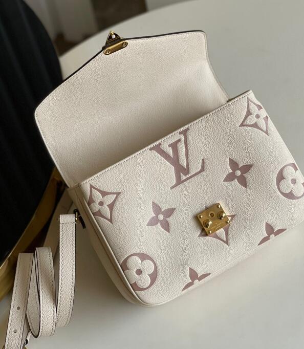 SAMC - LOV Bags - 2483