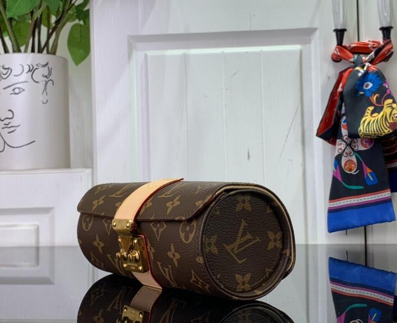 SAMC - LOV Bags - 103