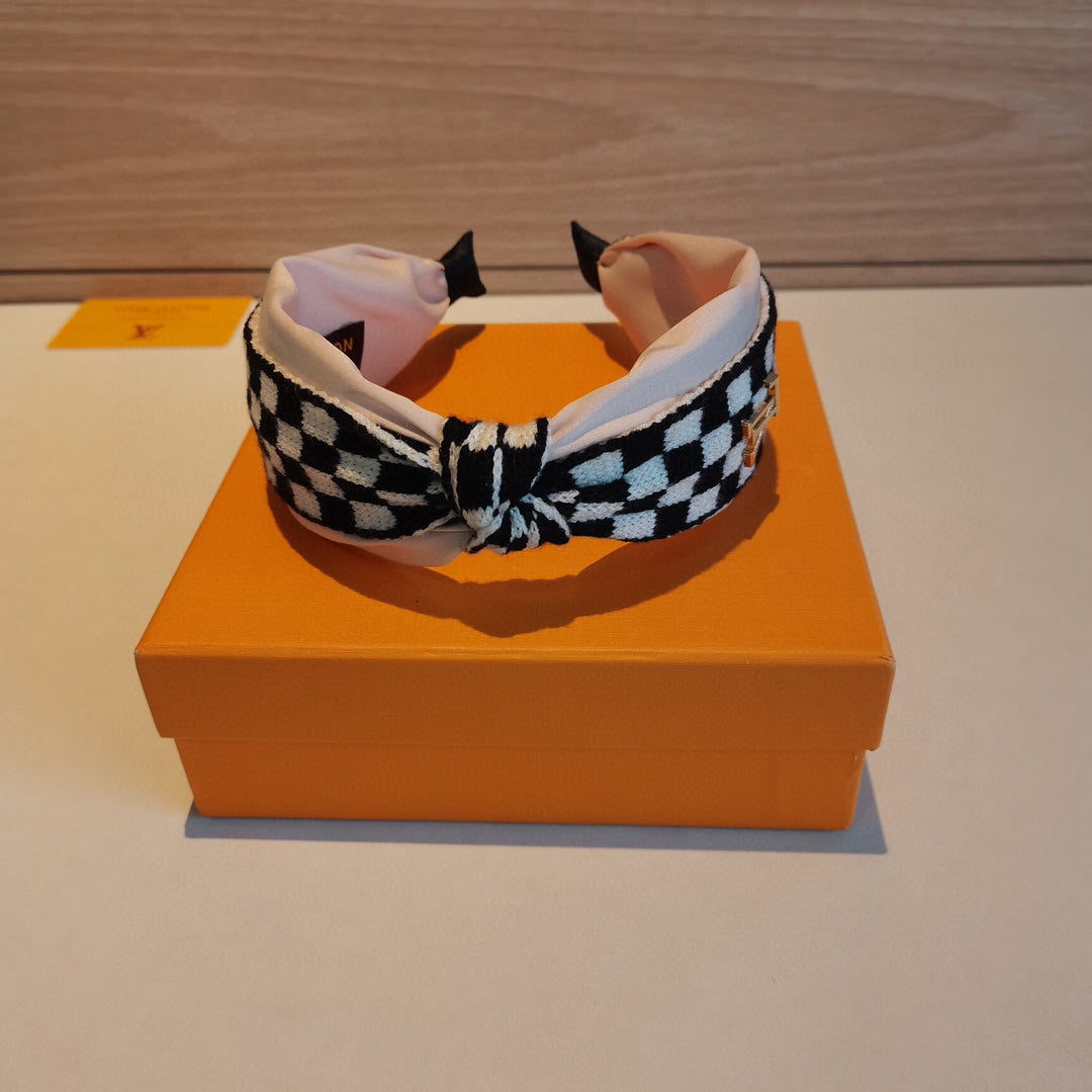 EN - Luxury Hair Band LUV 011