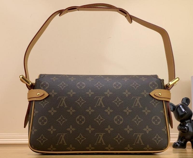SAMC - LOV Bags - 550