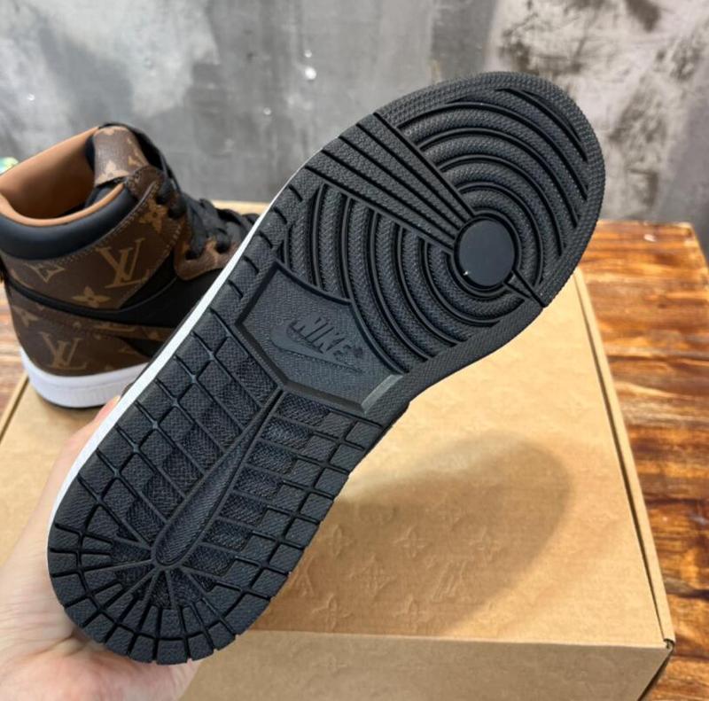SAMC - NKE Shoes - 368
