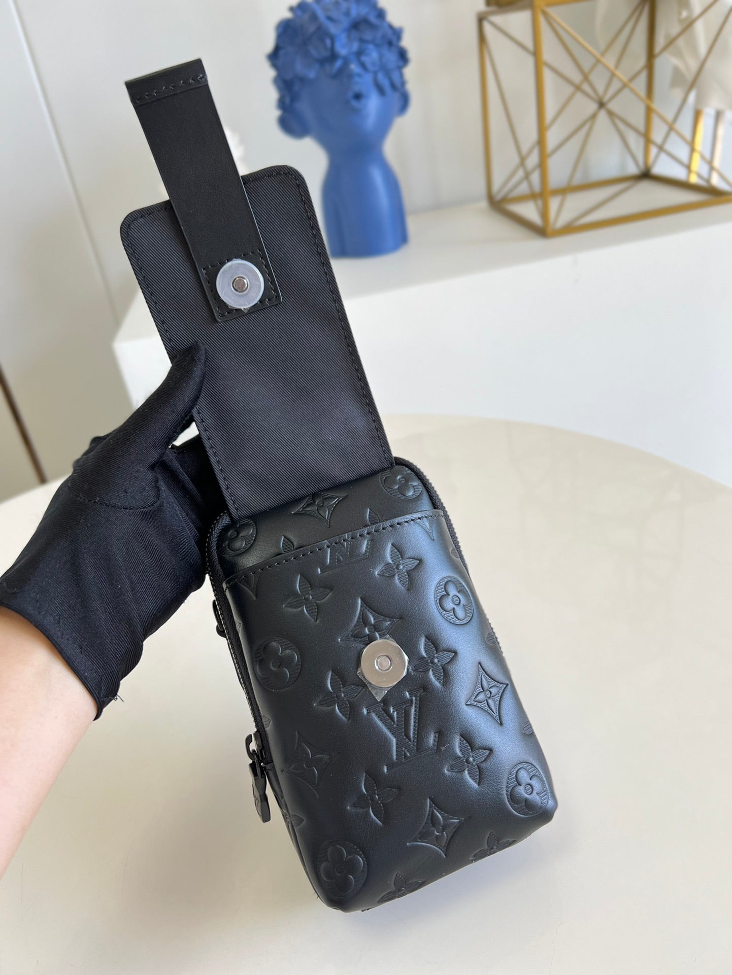 LV GlamIap Double Phone Pouch Monogram Black For Men, Bags, Crossbody Bags 7.1in/18cm LV M81005
