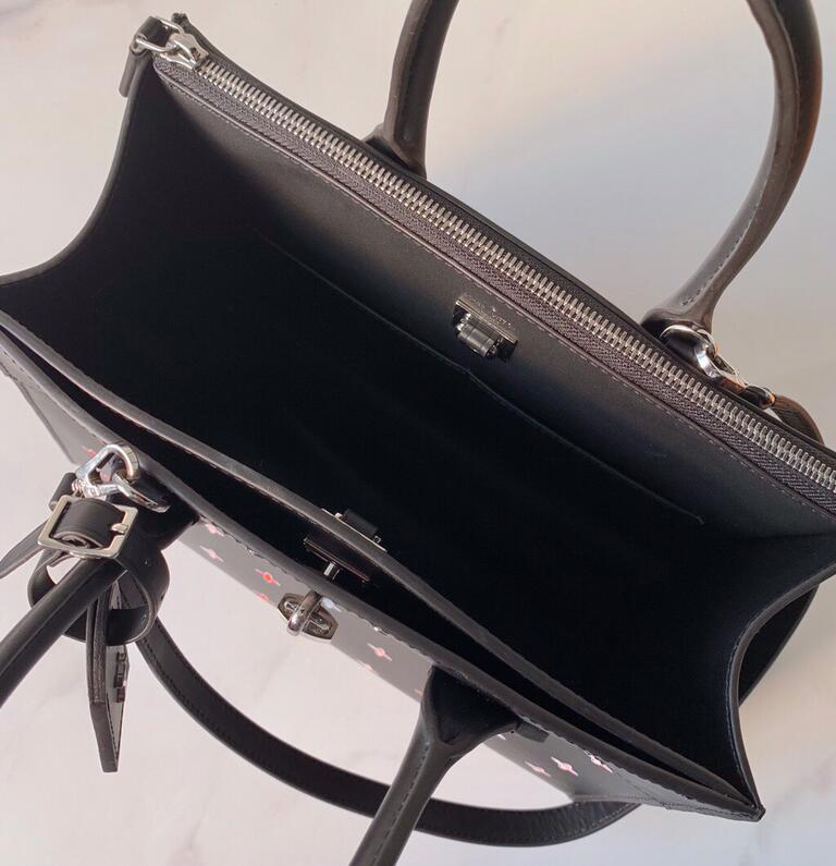 SAMC - LOV Bags - 2932