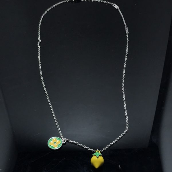 LV Necklaces 059