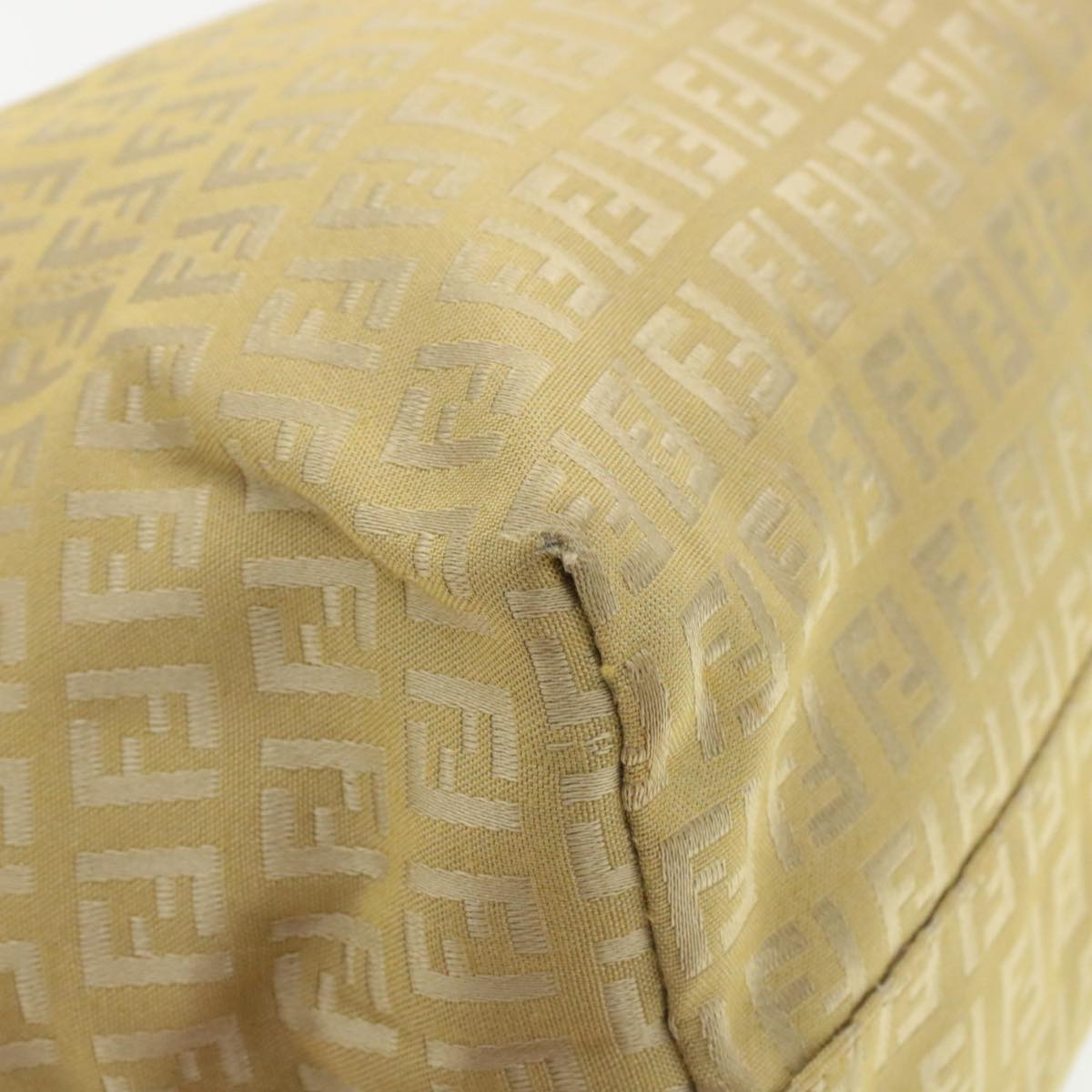 FENDI Zucchino Canvas Tote Bag Beige am136b